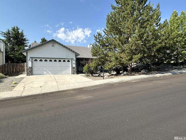 5434 Tappan Dr in Reno, NV - Building Photo - Building Photo