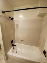 315 E 15th St in Oakland, CA - Building Photo - Building Photo
