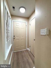 5 Neville Ct in Washington Township, NJ - Building Photo - Building Photo