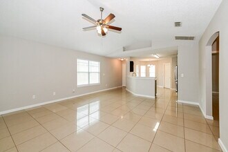 484 Heron Nest Point in Orange Park, FL - Building Photo - Building Photo