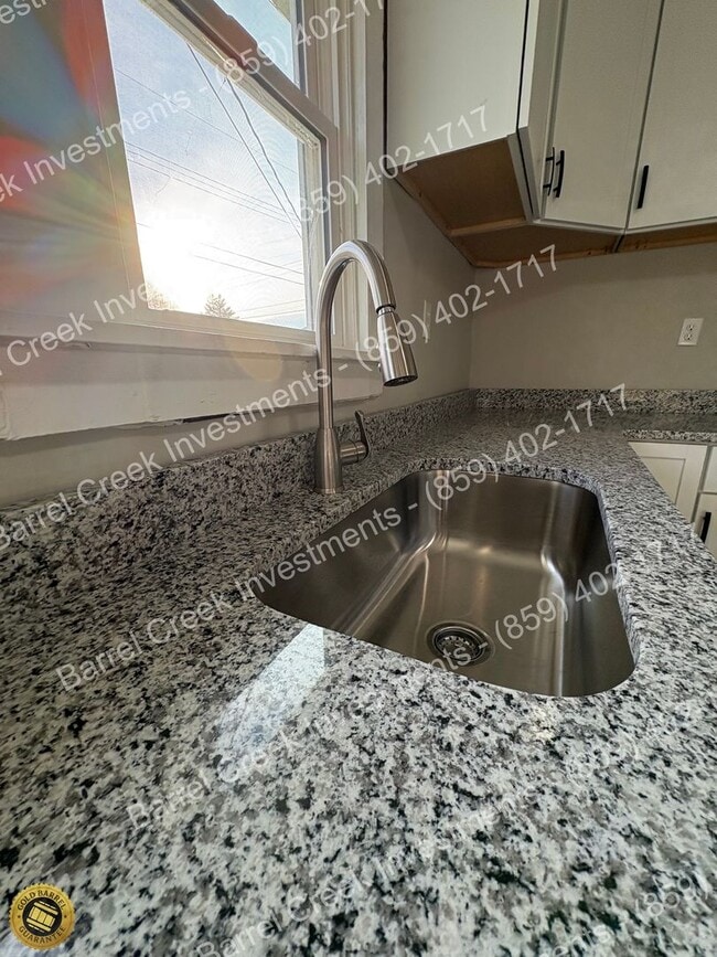 218 S Gatewood St in Lawrenceburg, KY - Building Photo - Building Photo