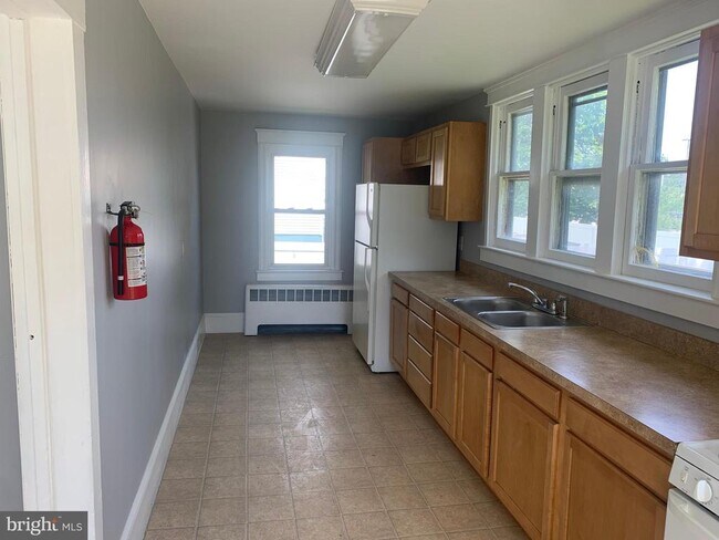 9 Dartmouth Ave in Somerdale, NJ - Building Photo - Building Photo