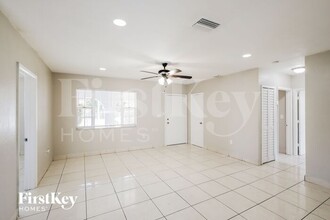 1750 NW 133rd St, Unit A01 in Miami, FL - Building Photo - Building Photo