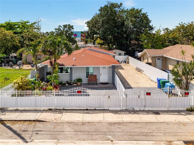 property at 1864 NW 27th St