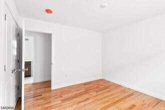 244 Pomona Ave in Newark, NJ - Building Photo - Building Photo