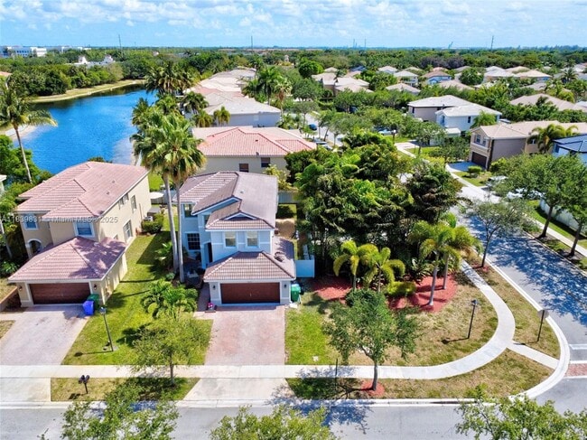 16276 SW 29th St in Miramar, FL - Building Photo - Building Photo