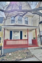 449 New Market St in Wilkes-Barre, PA - Building Photo