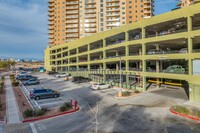 One Las Vegas in Las Vegas, NV - Foto de edificio - Building Photo