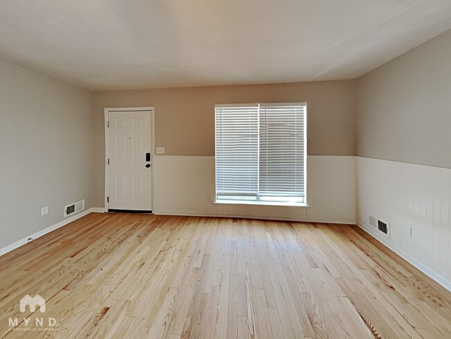 412 Victoria Pl Dr in Locust Grove, GA - Building Photo - Building Photo