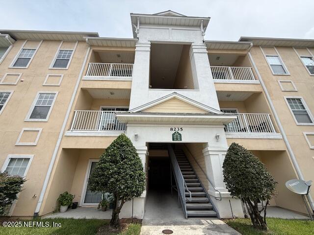 property at 8235 Lobster Bay Ct