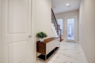 2926 Alice St in Houston, TX - Building Photo - Building Photo