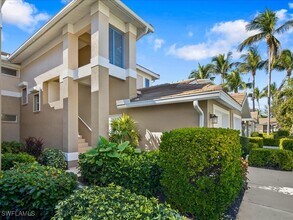 793 Carrick Bend Cir in Naples, FL - Building Photo - Building Photo