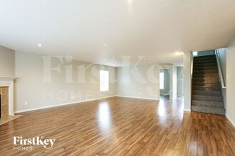 12649 White Rabbit Dr in Indianapolis, IN - Foto de edificio - Building Photo