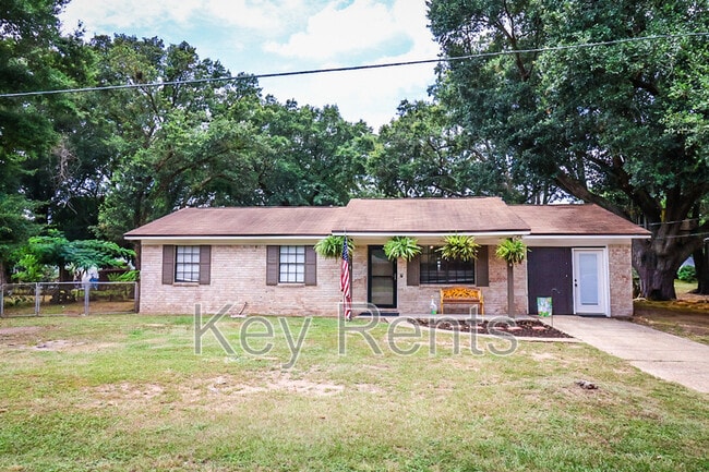 property at 4715 Pecanwood Pl
