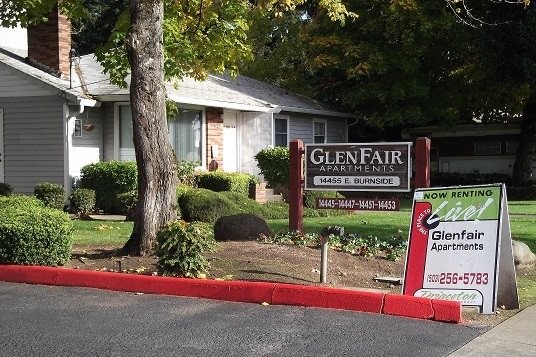 Glenfair Park Apartments in Portland, OR - Foto de edificio