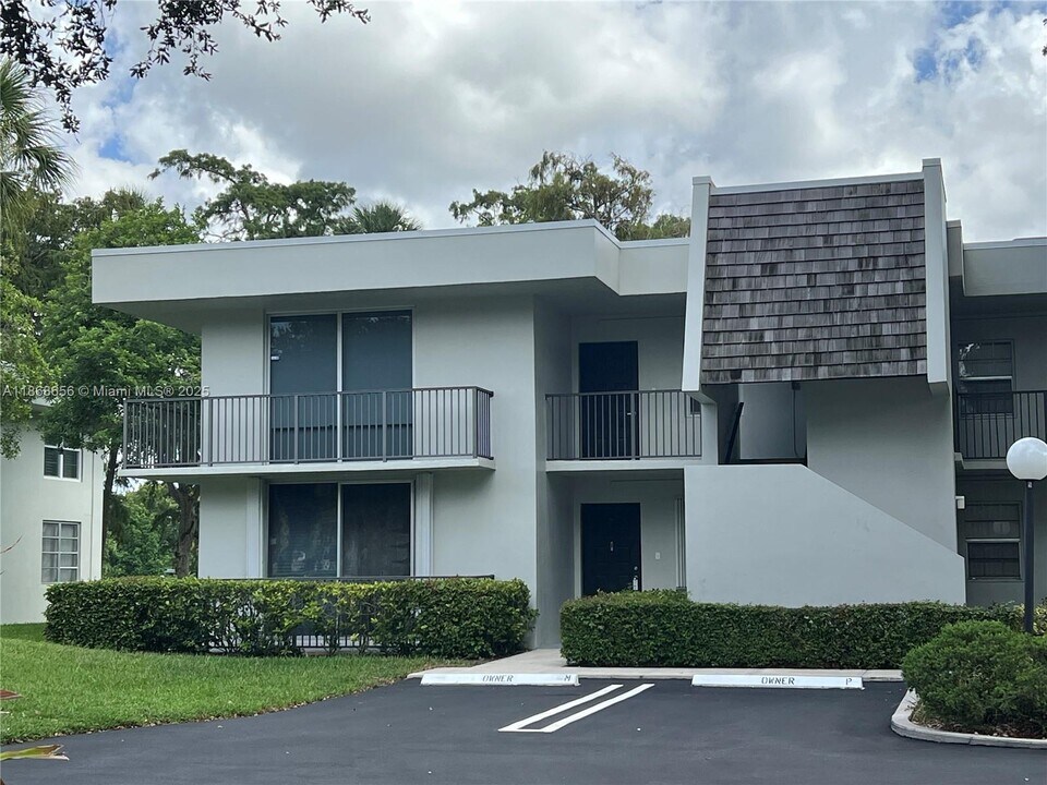 4009 N Cypress Dr in Pompano Beach, FL - Building Photo