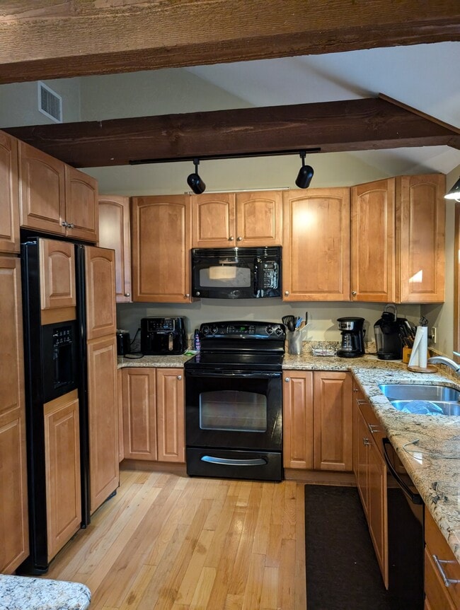 34 Foster Howard Rd, Unit 34 Foster Howard Rd