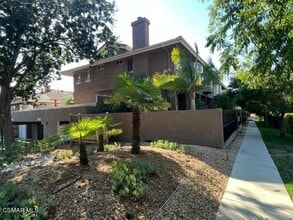 279 N Skyline Dr in Thousand Oaks, CA - Building Photo - Building Photo