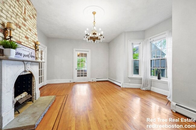 20 Willow St, Unit 2 in Newton, MA - Building Photo - Building Photo