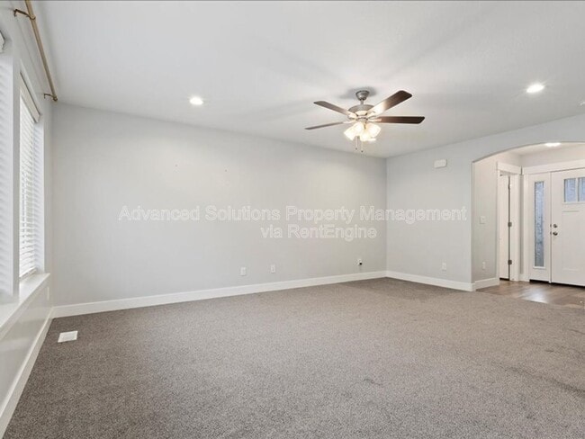 13972 S Overwatch Dr in Herriman, UT - Building Photo - Building Photo