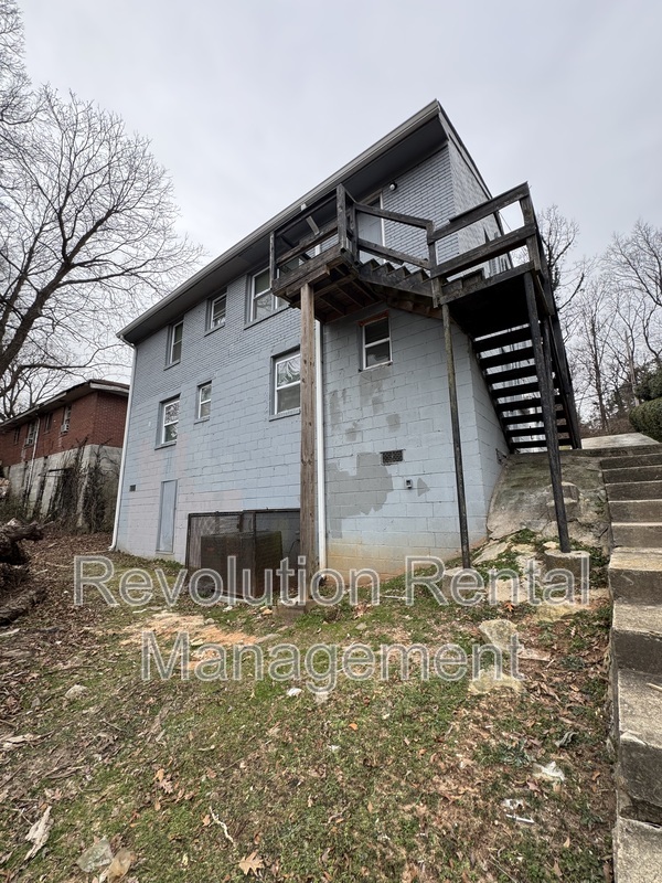 79 Anderson Ave NW in Atlanta, GA - Foto de edificio - Building Photo