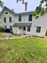 111 Rockwell St in Winchester, CT - Building Photo
