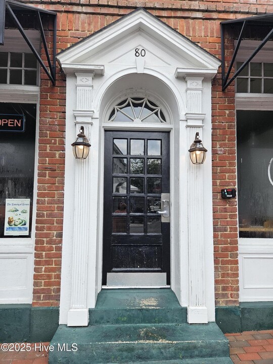 80 Market Square in Pinehurst, NC - Building Photo