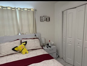 11361 SW 7th St in Miami, FL - Building Photo - Building Photo