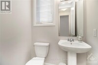 3072 Travertine Way in Ottawa, ON - Building Photo - Building Photo