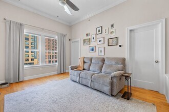 7 Stillman Pl in Boston, MA - Building Photo - Building Photo