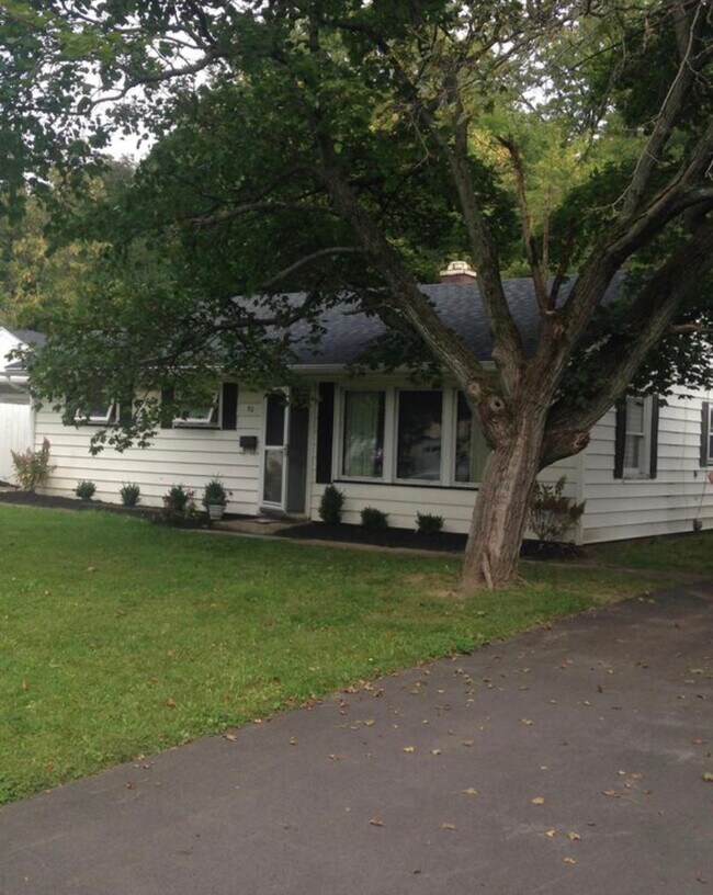 82 Sherwood Ave Rentals in ster, NY