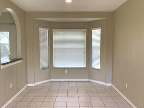 18110 Lembrecht Way in Tampa, FL - Foto de edificio - Building Photo