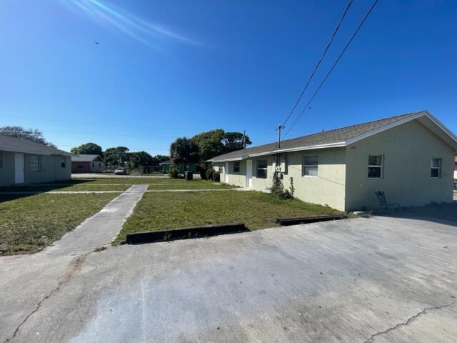 1205 Ave K in Fort Pierce, FL - Foto de edificio