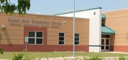 8037 Crimea Ln in Fort Worth, TX - Foto de edificio - Building Photo