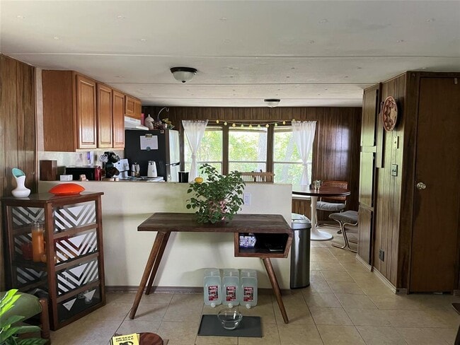 2749 N Main St in Bastrop, TX - Building Photo - Building Photo