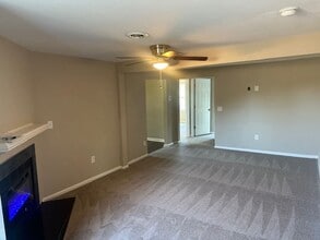 119 W Seaview Ave in Norfolk, VA - Building Photo - Building Photo