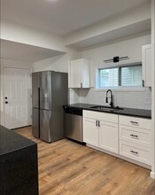 924 E Stewart St in Dayton, OH - Building Photo - Building Photo