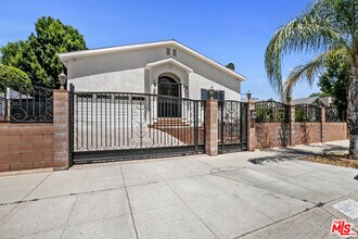 12643 Archwood St in Los Angeles, CA - Building Photo - Building Photo