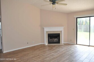 2043 Capistrano Dr in Jacksonville, FL - Building Photo - Building Photo