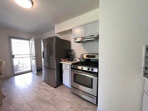 3284 Valley Stream Cove in Memphis, TN - Building Photo - Building Photo