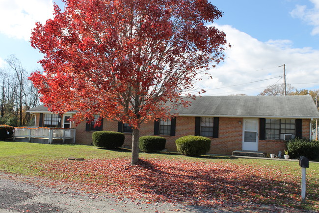 Sun Valley in Dublin, VA - Building Photo - Building Photo