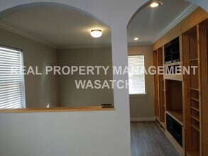 218 E 4800 S-Unit -# 220 in Murray, UT - Building Photo - Building Photo