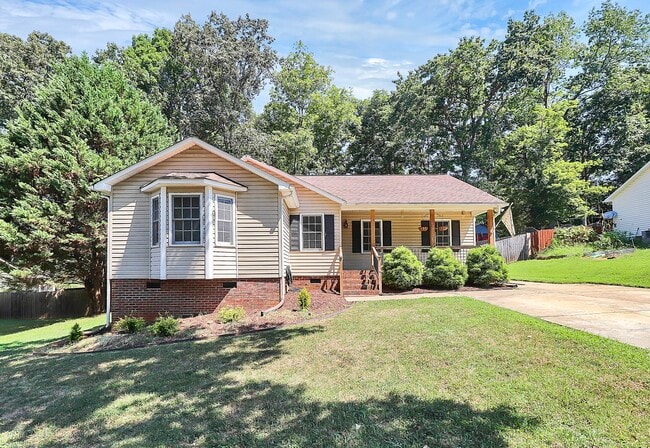 property at 105 Antelope Dr