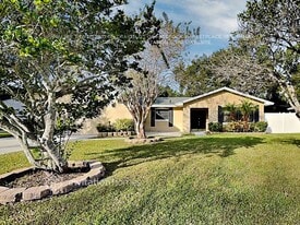 760 Brookside Rd in Maitland, FL - Building Photo