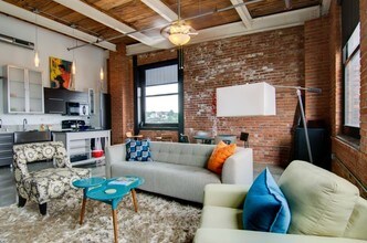 Windows Lofts (Residential) in Kansas City, MO - Building Photo - Interior Photo