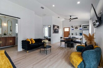 30 W Castillo Dr in St. Augustine, FL - Building Photo - Building Photo