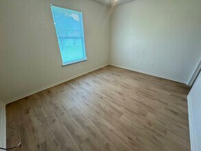 2705 Alma Dr in Killeen, TX - Building Photo - Building Photo