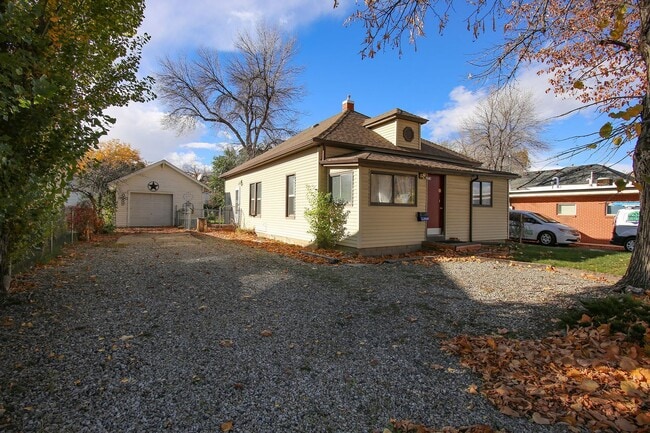 1116 N Main St in Sheridan, WY - Building Photo - Building Photo