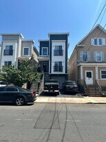 531 Franklin St in Elizabeth, NJ - Building Photo