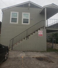 1815 Isabella St photo'